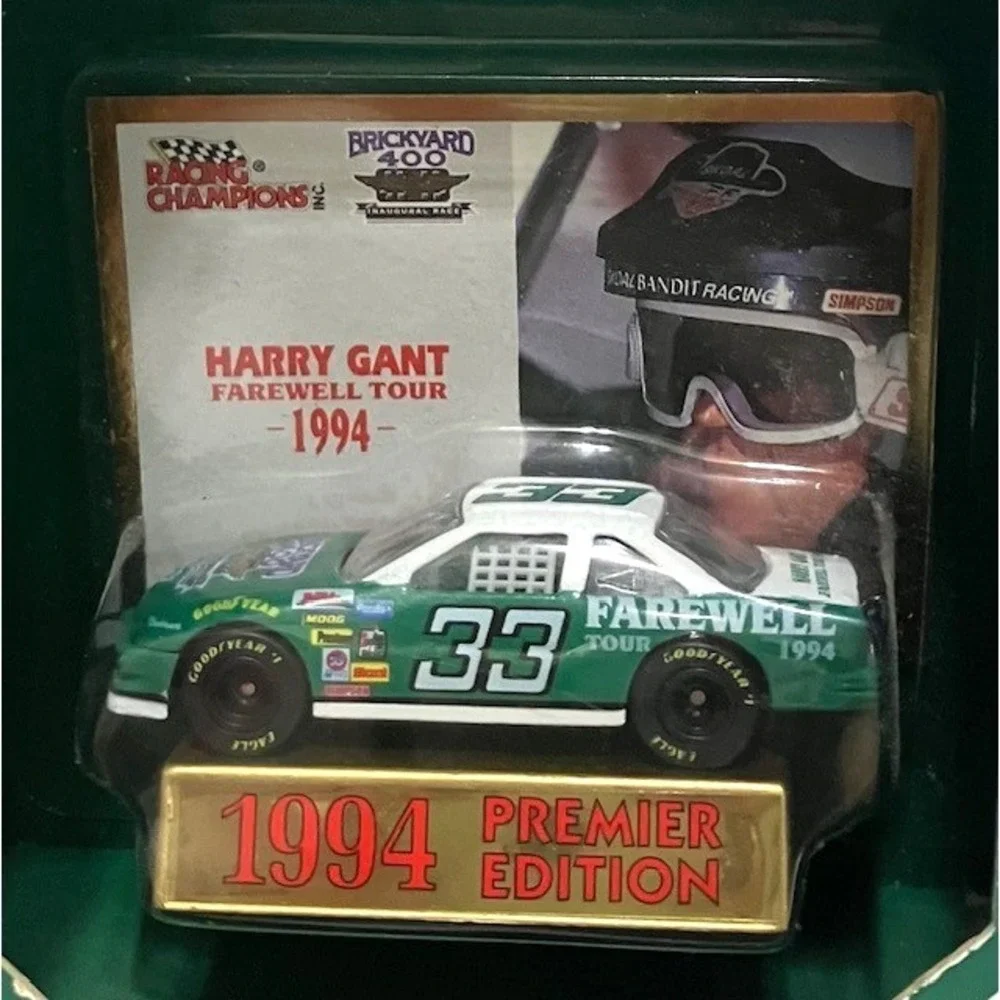Harry Gant 1994 Limited Edition #33 Farewell Tour 1:64 Die‎ Cast Car Signed